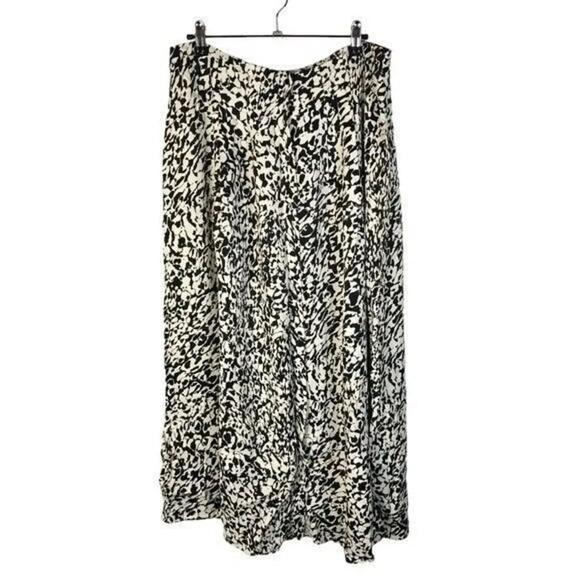 H&M Black & White Printed Button Front Midi Skirt 10 - Picture 1 of 3